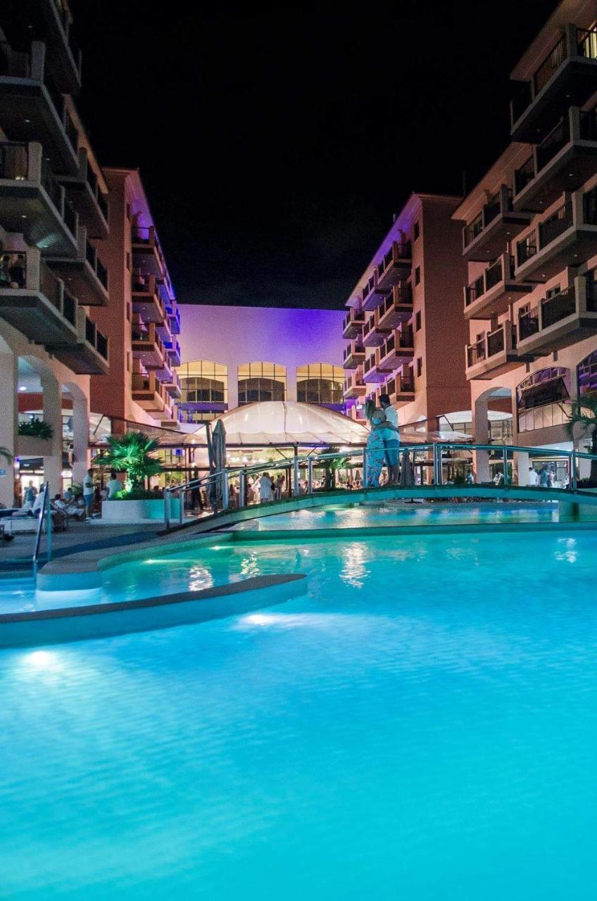 Apto Pes Na Areia Em Hotel Jurere Beach Jurere Internacional Флоріанополіс Екстер'єр фото