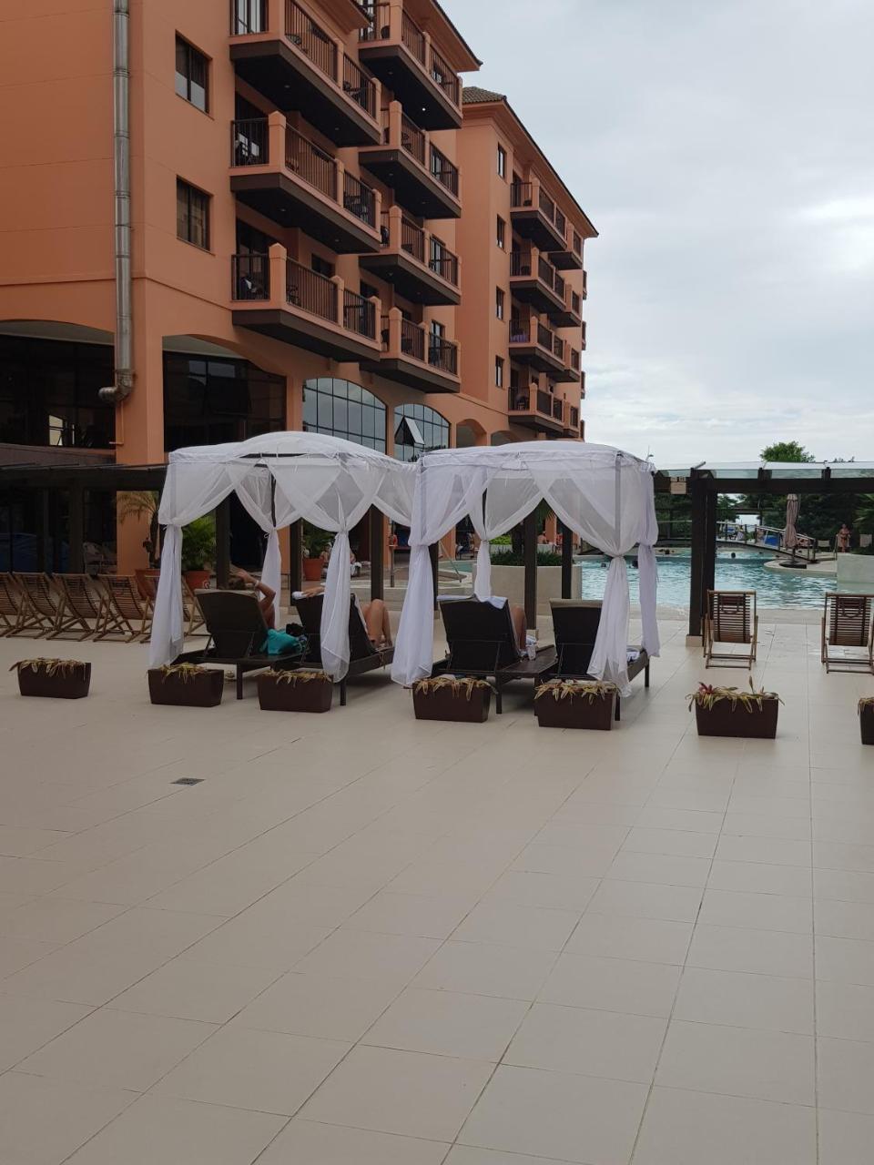 Apto Pes Na Areia Em Hotel Jurere Beach Jurere Internacional Флоріанополіс Екстер'єр фото